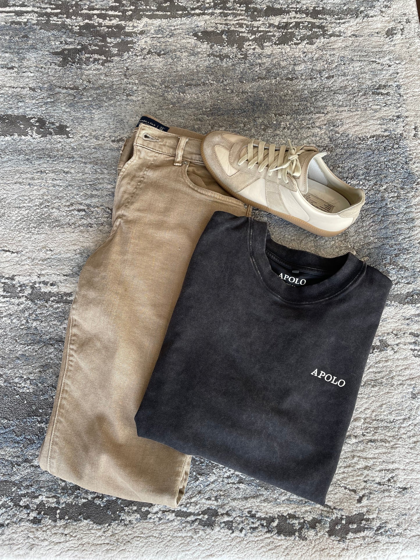 WASHED BLACK CURSIVE SHIRT