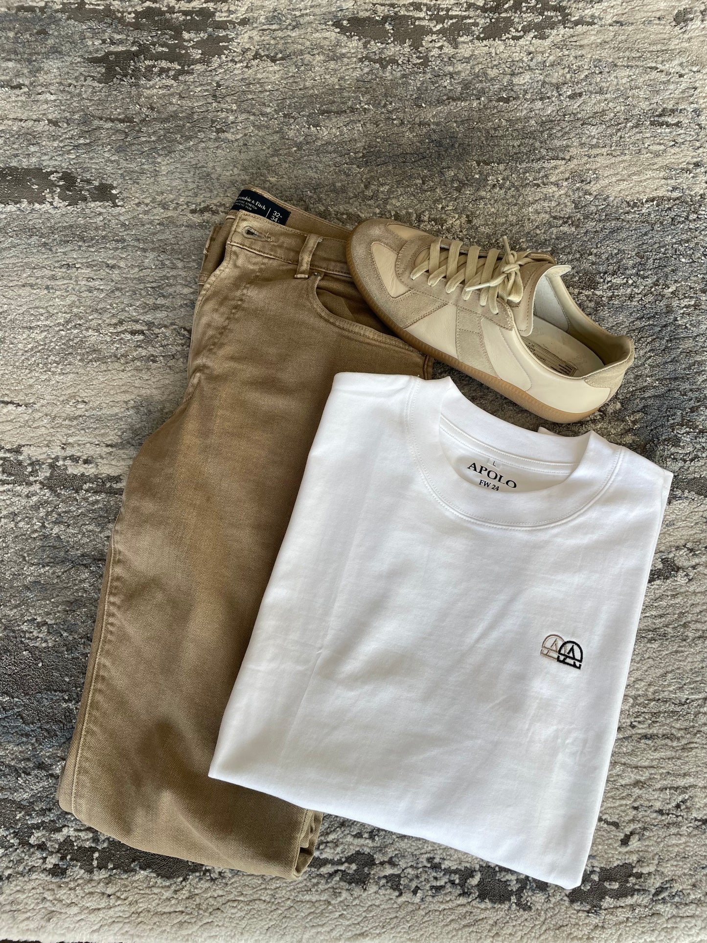 WHITE CLASSIC SHIRT