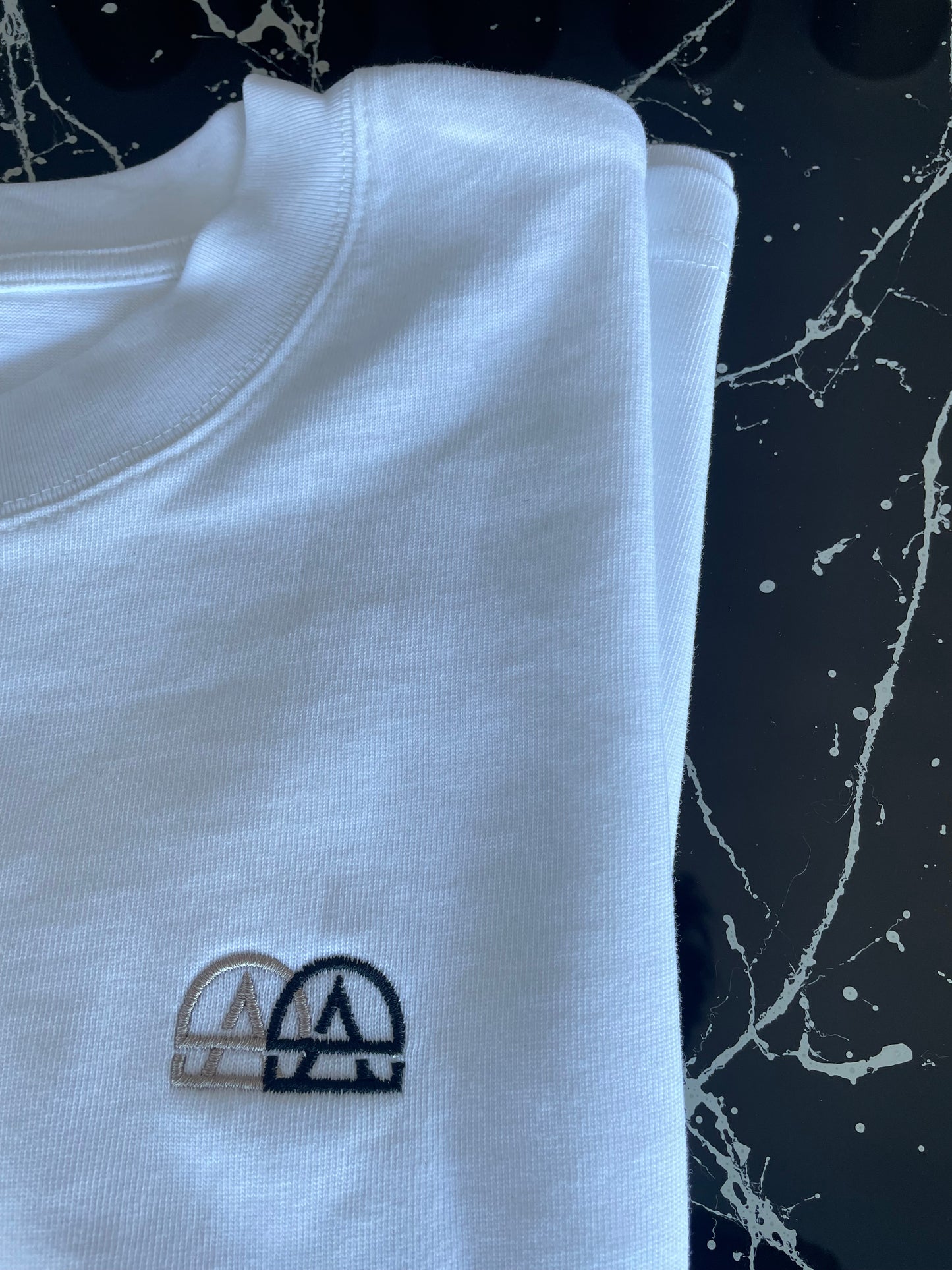 WHITE CLASSIC SHIRT